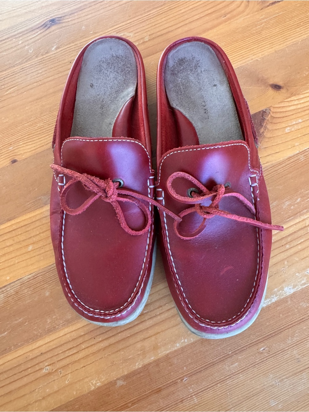 Rockport Women's Red Leather Moc Toe Slip-On Mules